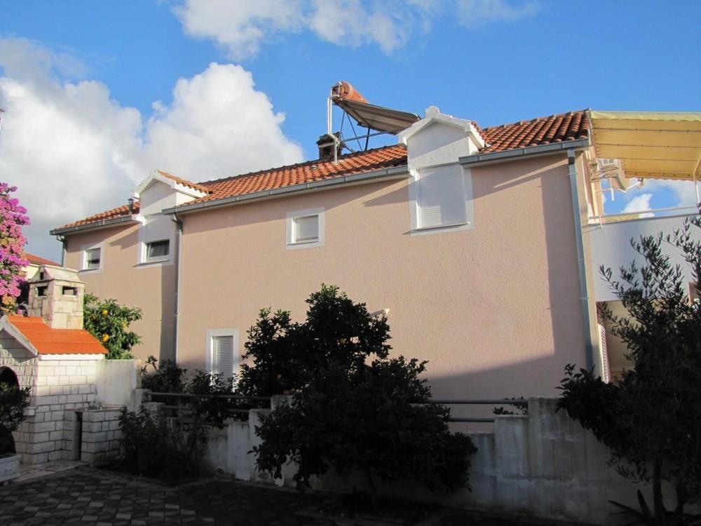 Apartments Skarpa 1601 Rogoznica  Exterior foto